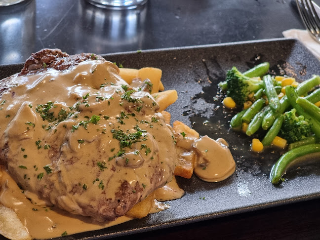 Opinii despre The Black Dog Kitchen & Bar în Dunedin - Hospitality and gastronomy