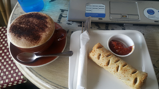 Ed Hopper Cafe - Hospitality and gastronomy