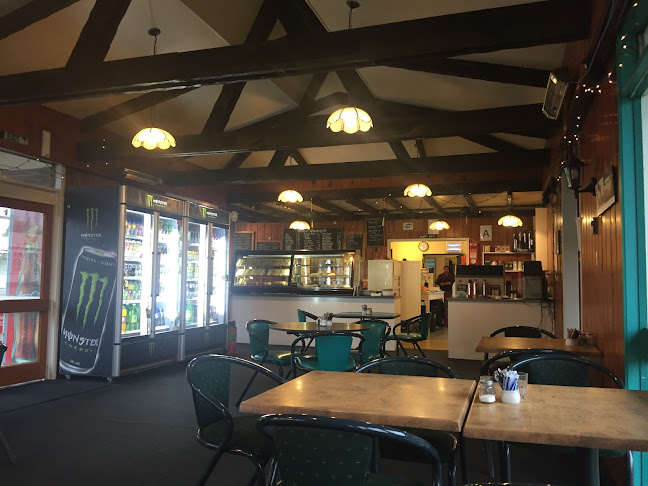 Hunters Cafe & Motel Open Times