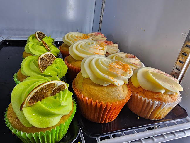 Comentarii opinii despre Alyx's Sweet Bakery
