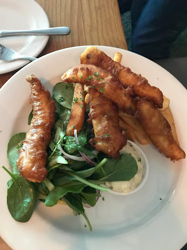 Comentarii opinii despre The Backyard Bar & Restaurant