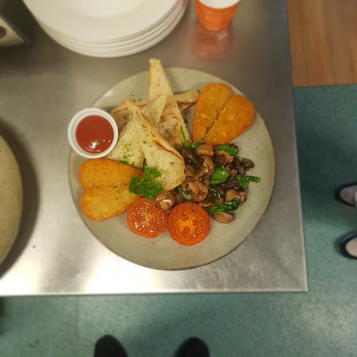 LB & Co - Hospitality and gastronomy