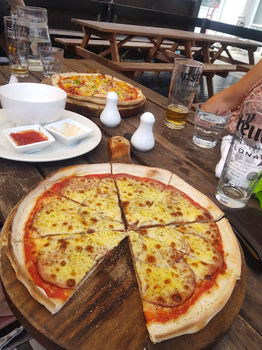 Marina Pizza - Hospitality and gastronomy