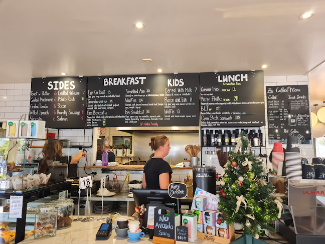 3 Grange Road, Hahei 3591, New Zealand