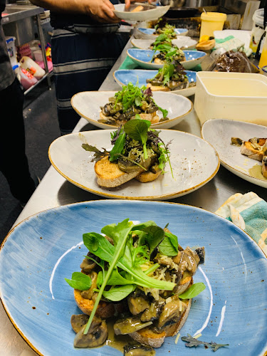 Opinii despre Sierra Coffee Beachlands în Beachlands - Hospitality and gastronomy