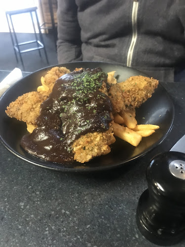 Comentarii opinii despre Crescent Bar & Grill