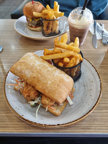 Reviews of The Coffee Club Meridian Mall in Dunedin - Hospitality and gastronomy