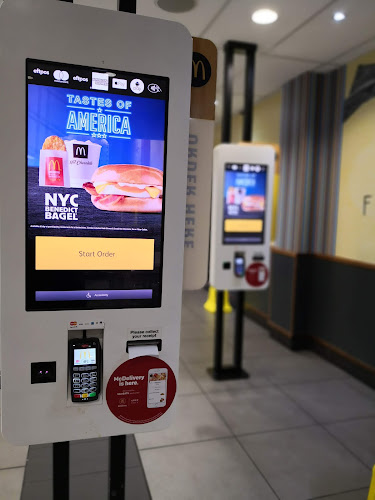 Opinii despre McDonald's New Lynn în Auckland - Hospitality and gastronomy