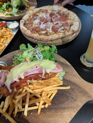 Stacks, Pizza & Burger Bar - Hospitality and gastronomy