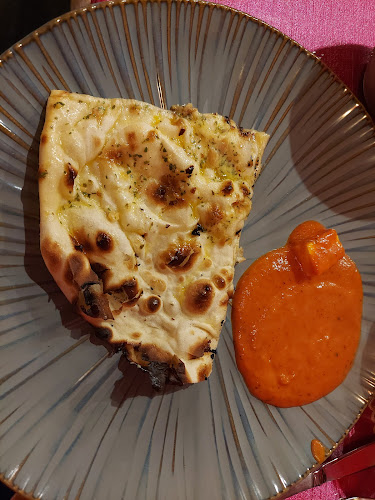 Comentarii opinii despre Hello India Restaurant and Takeaways