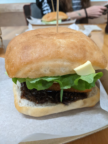 Logan MacLean Cafe - Hospitality and gastronomy