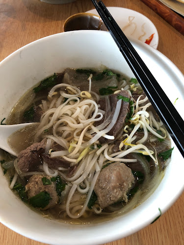 Comentarii opinii despre Ngon Ngon Banh Mi Cafe