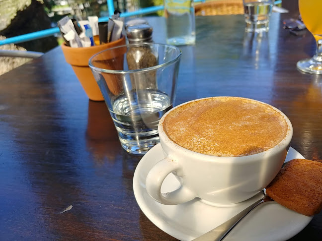 Comentarii opinii despre Raupo Cafe, Restaurant & Traiteur