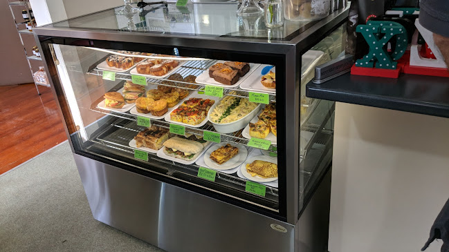 Comentarii opinii despre The Office Cafe