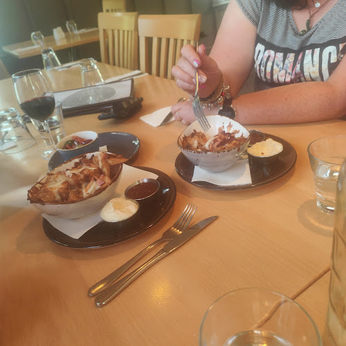 Greytown Hotel - The Top Pub