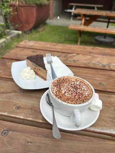 Opinii despre The Station Pottery Cafe Rangiora în Rangiora - Hospitality and gastronomy