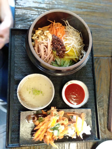 Comentarii opinii despre Water Drop Vegetarian Cafe