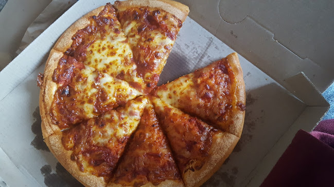 Opinii despre Pizza Hut Windsor Park în Auckland - Hospitality and gastronomy