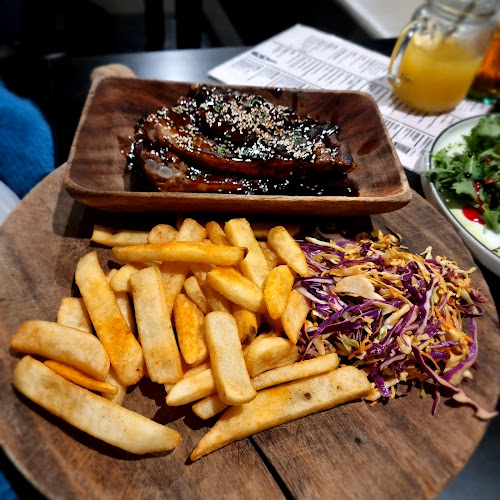 Opinii despre The Good Home Takanini în Takanini - Hospitality and gastronomy