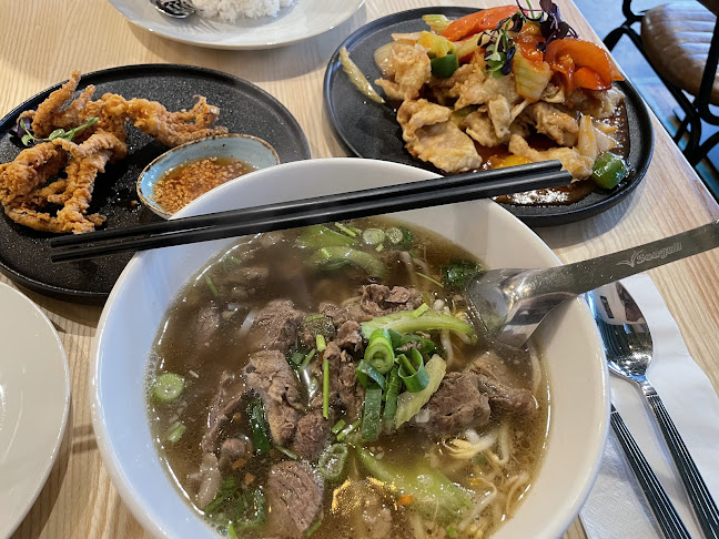 Comentarii opinii despre Bronze Elephant Thai