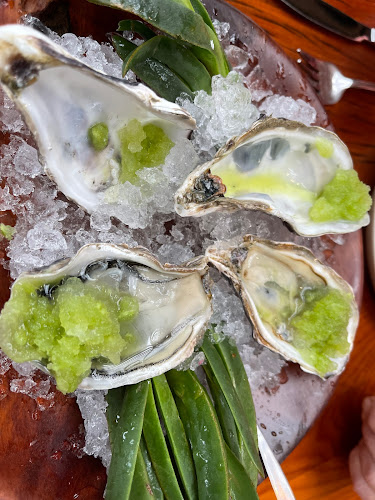 Ahi. - Hospitality and gastronomy