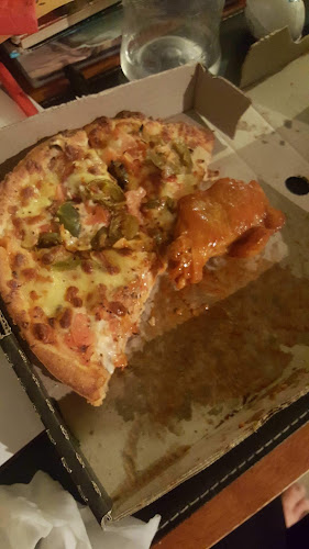 Comentarii opinii despre Hell Pizza Hillcrest