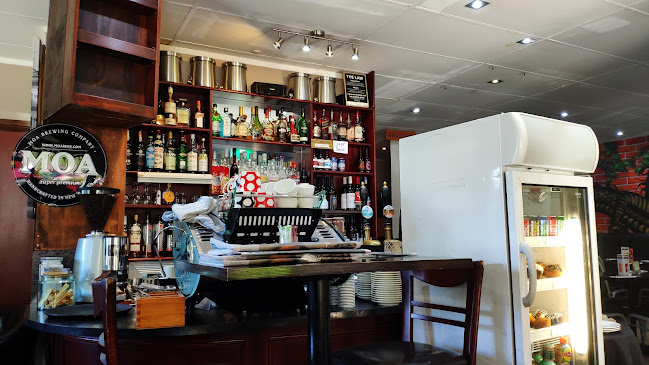 Comments and reviews of Montrose Cafe, Bistro and Bar