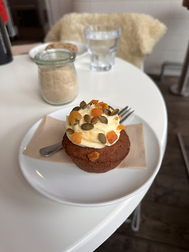 Kamino - Coffee Shop & Eatery - Hospitality and gastronomy