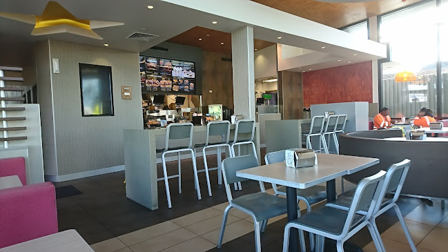 Carl's Jr. Frankton Open Times