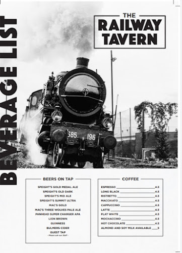 Railway Tavern Bar - Amberley
