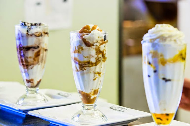 Off The Track Restaurant and Licenced Cafe Phone number