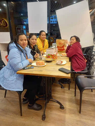 Chicking Manukau - Hospitality and gastronomy