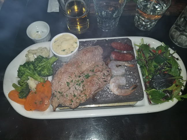 Opinii despre Pog Mahones Irish Pub & Restaurant în Queenstown - Hospitality and gastronomy