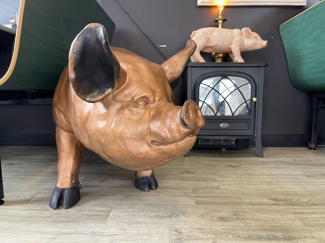 The Pig Station - Hospitality and gastronomy