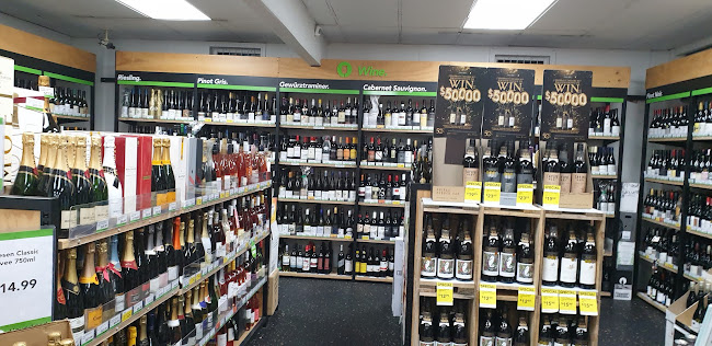 Reviews of Liquorland Riccarton in Christchurch - Hospitality and gastronomy