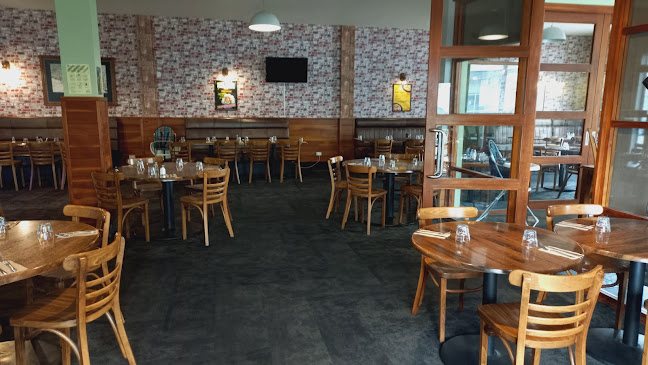 Ascot Sportshouse & Eatery - Timaru