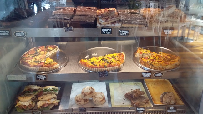 Bungalo Cafe Phone number