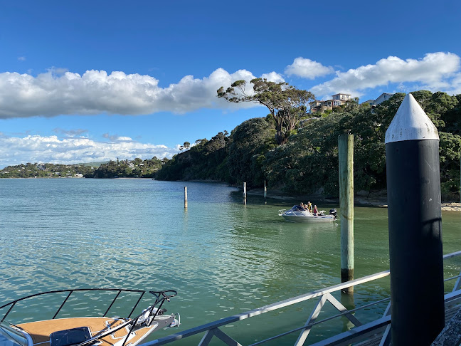 92 Wallis Street, Raglan 3225, New Zealand