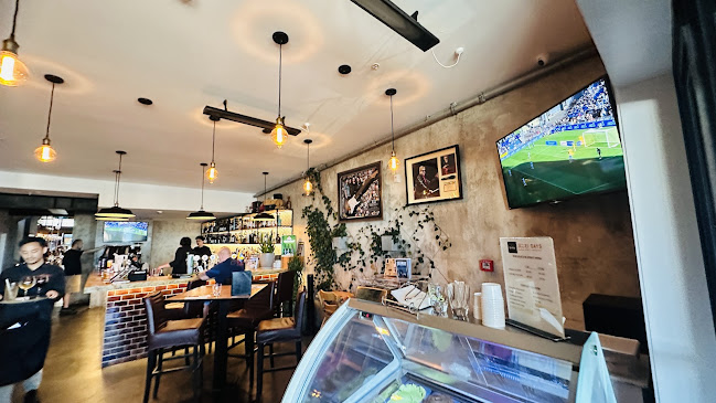 21 Days Bar & Brasserie - Auckland