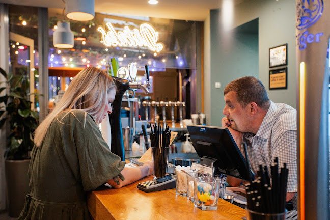 Foundation Bar - Hamilton