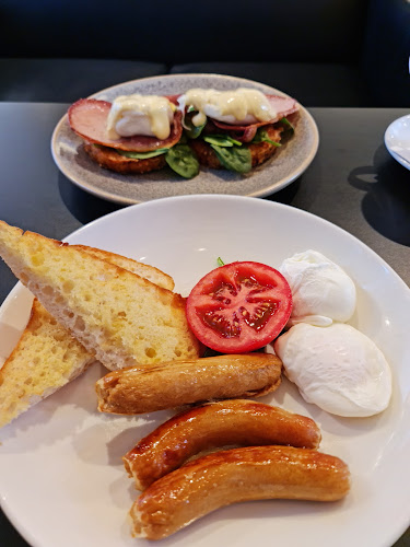 Opinii despre The Coffee Club Northlands în Christchurch - Hospitality and gastronomy