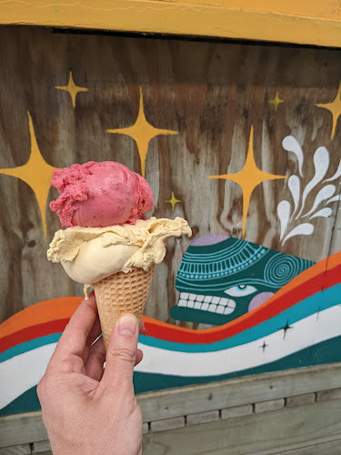 Comentarii opinii despre Raglan Gelato