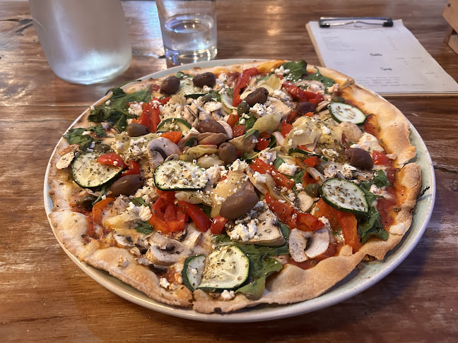 Opinii despre The Middle Restaurant and Bar Waiheke Island în Auckland - Hospitality and gastronomy