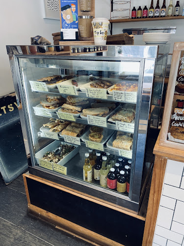 221 The Parade, Island Bay, Wellington 6023, New Zealand