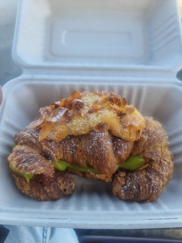 Comentarii opinii despre Folds Patisserie