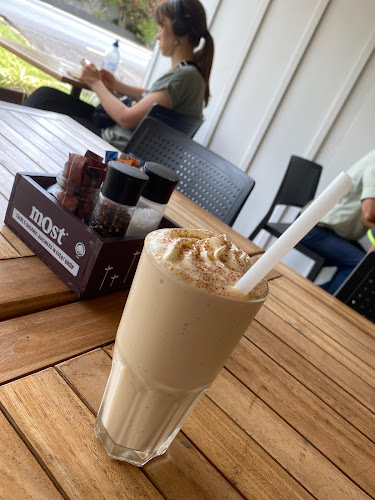 Tasi cafe Phone number