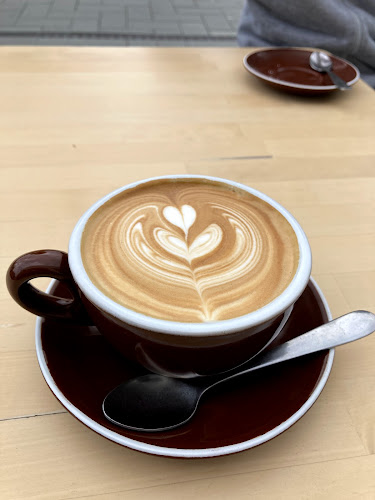 Comentarii opinii despre Child Sister