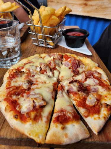 Opinii despre The Gintrap Restaurant & Bar în Napier - Hospitality and gastronomy