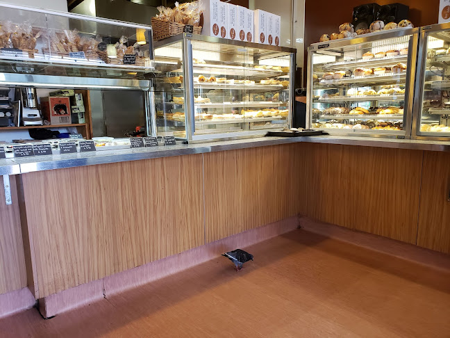 Rosbake Bakery - Hospitality and gastronomy