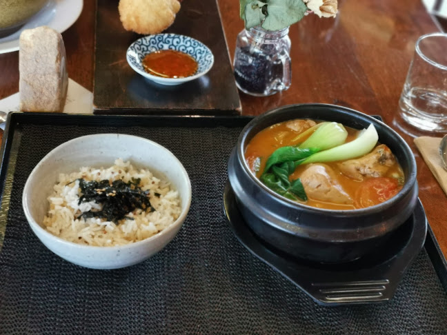 Water Drop Vegetarian Cafe - Hospitality and gastronomy